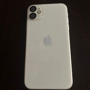 Unlocked iPhone 11 128gb bundle